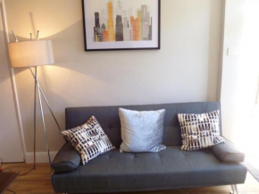 3 Entire Stunning & Cosy Apartments in same property, 4 Double Bedrooms, 3 Bathrooms, 3 Kitchens, Terrace
